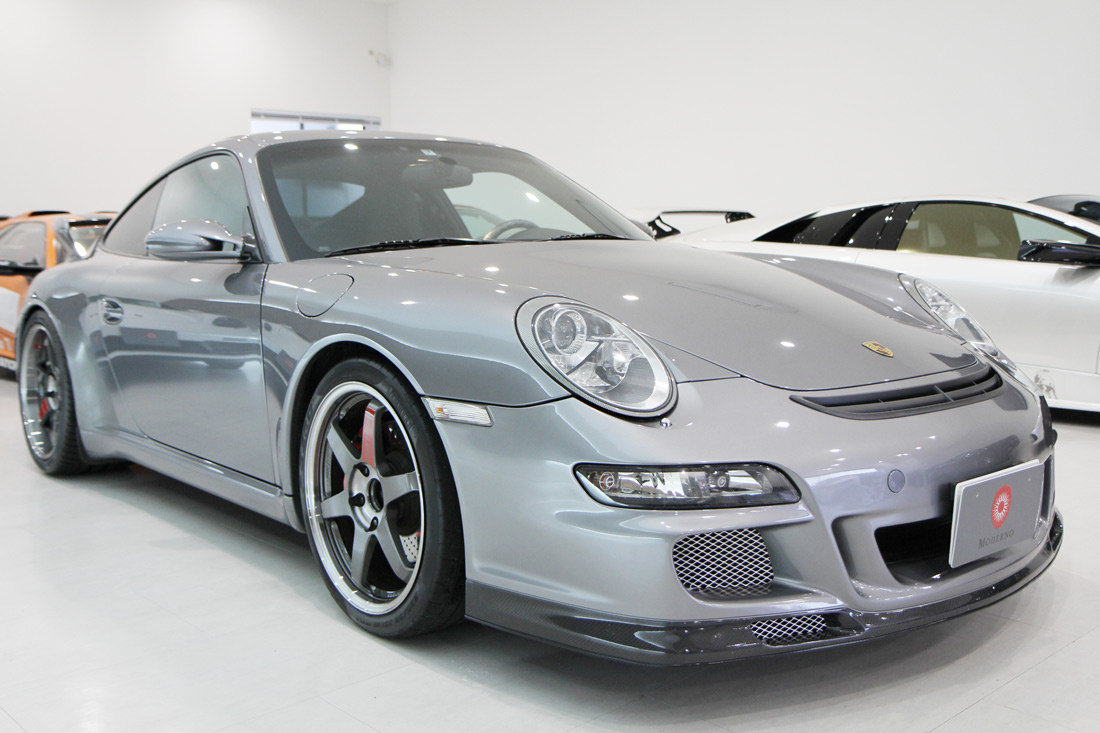 ポルシェ 911 カレラS ティプトロニックS　GT3仕様の右斜め前画像