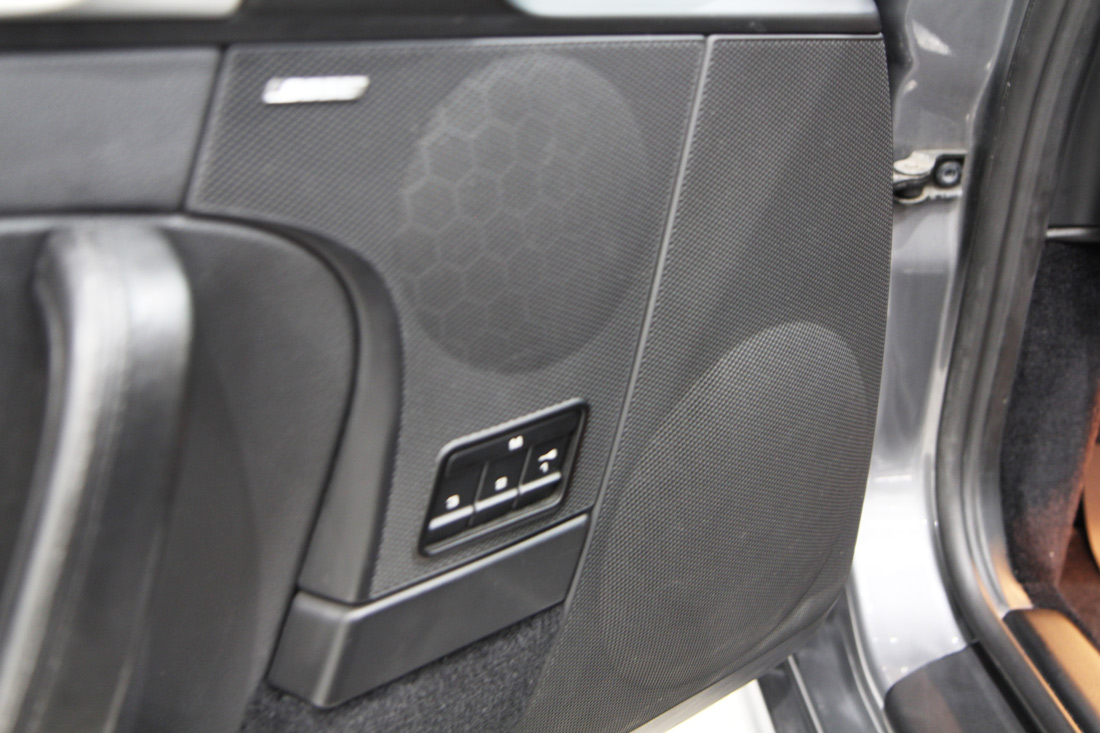 ポルシェ 911 カレラS ティプトロニックS　GT3仕様のAV機器画像