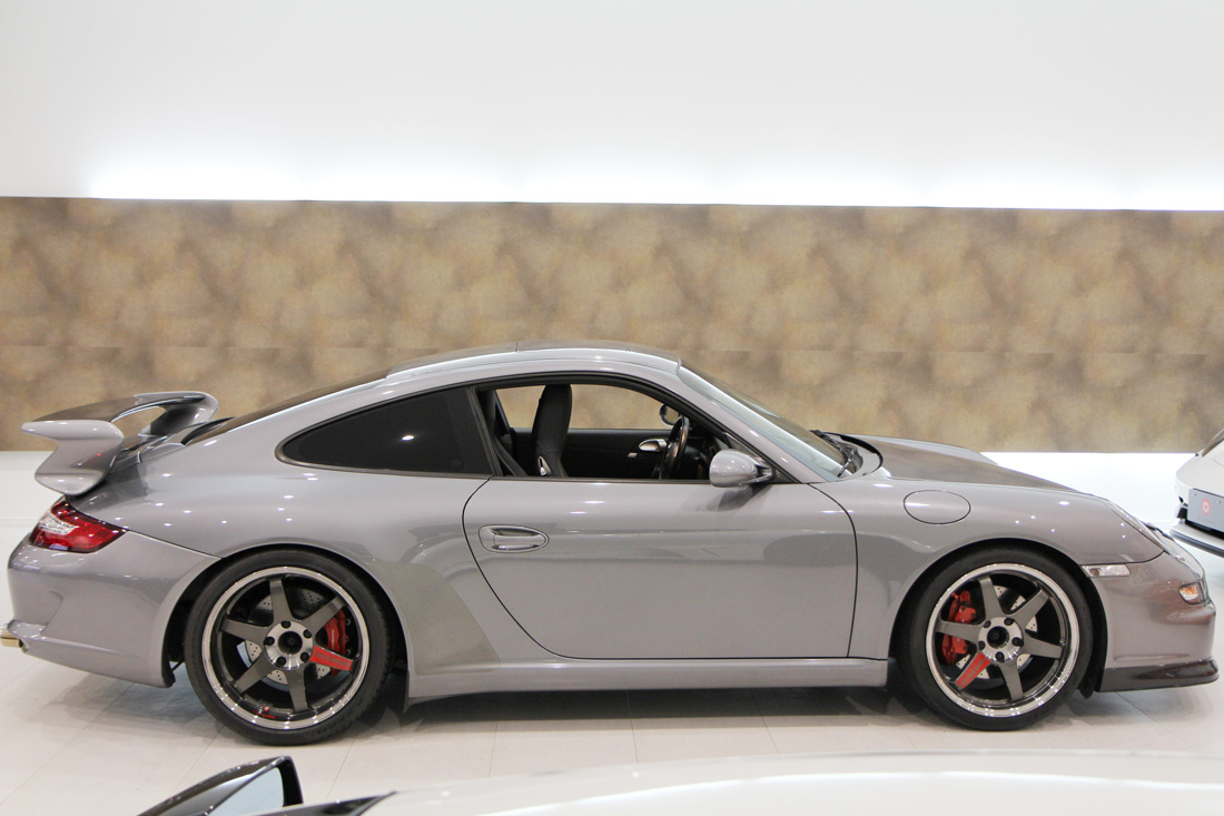 ポルシェ 911 カレラS ティプトロニックS　GT3仕様の右側面画像