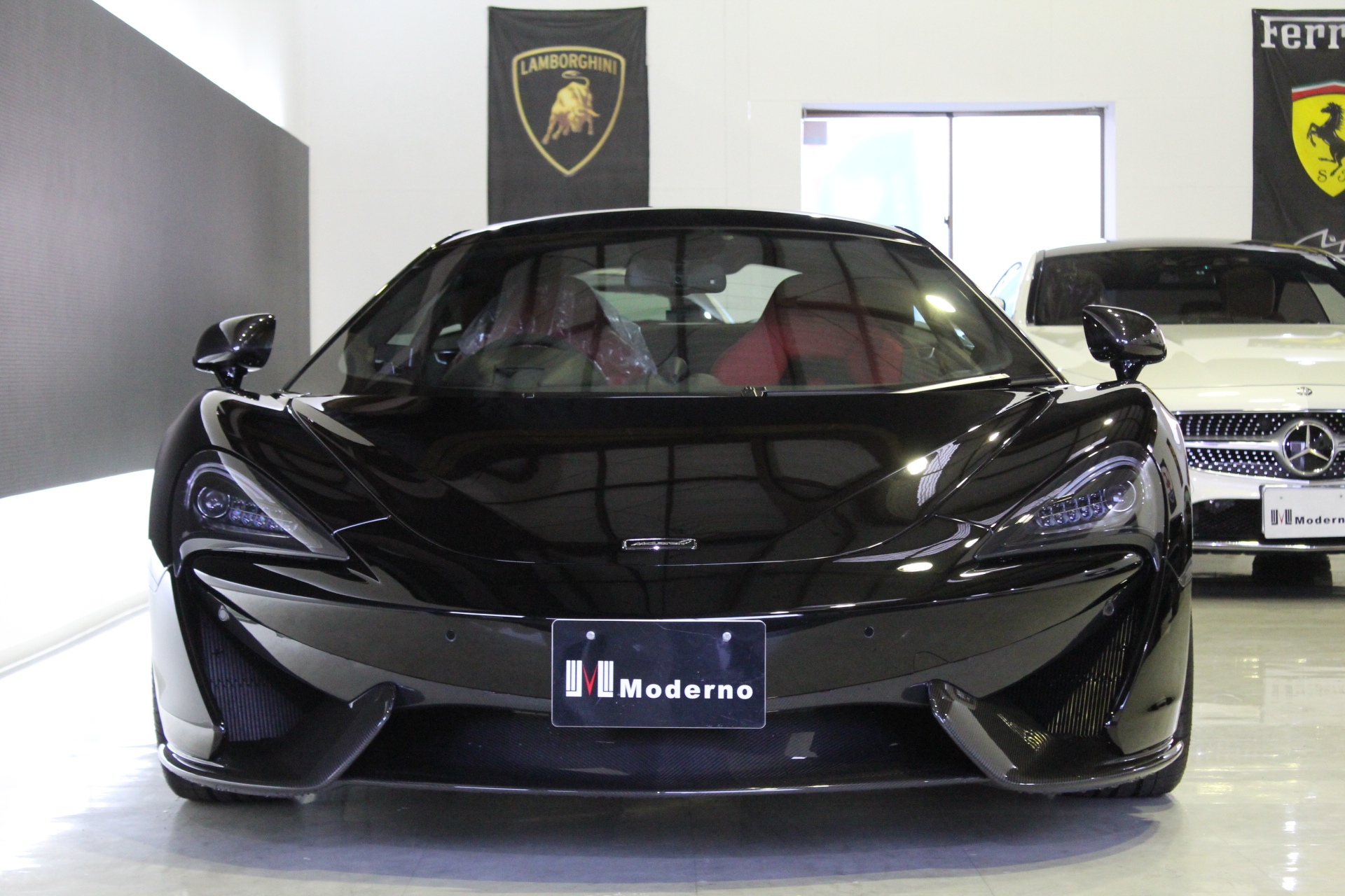 マクラーレン 570S動画あり | 在庫車情報 | Moderno[モデルノ]