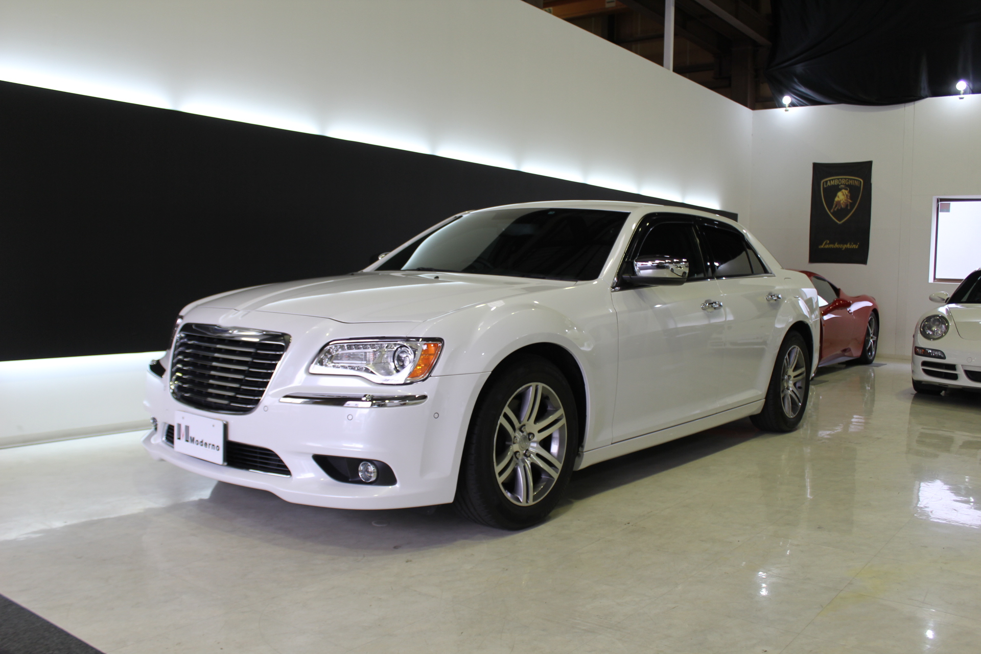 クライスラー 300リミテッド 在庫車情報 Moderno モデルノ クライスラー 300リミテッド 在庫車情報 Moderno モデルノ