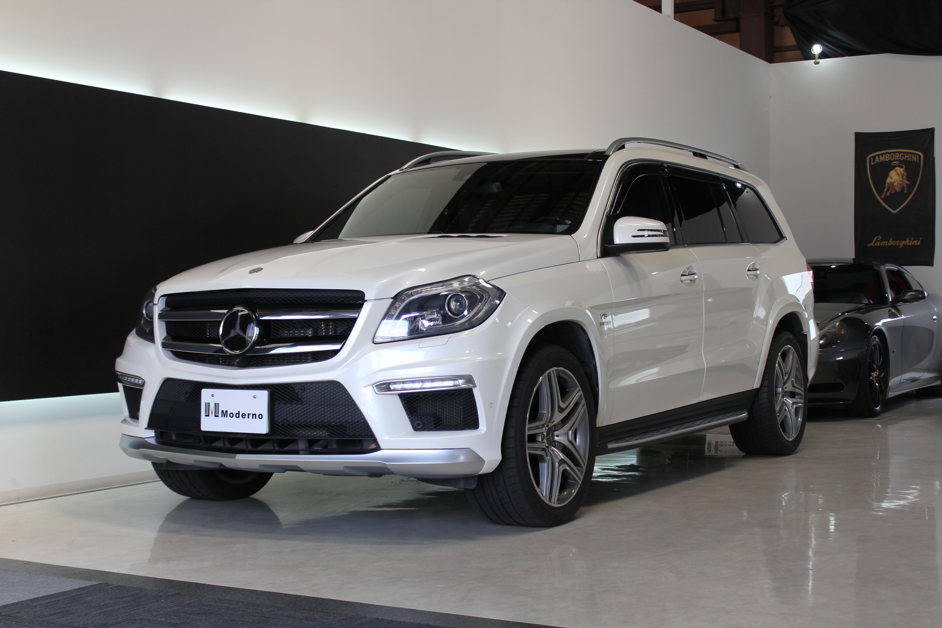 Amg Gl63 amgエクスクルーシブパッケージ 正規ディーラー車 左h ブラックレザー 頭金0円 月々2 8万円からローンok 在庫車情報 Moderno モデルノ Amg Gl63 amgエクスクルーシブパッケージ 正規ディーラー車 左h ブラックレザー 頭金0円 月々2 8万円からローンok 在庫車情報 Moderno モデルノ