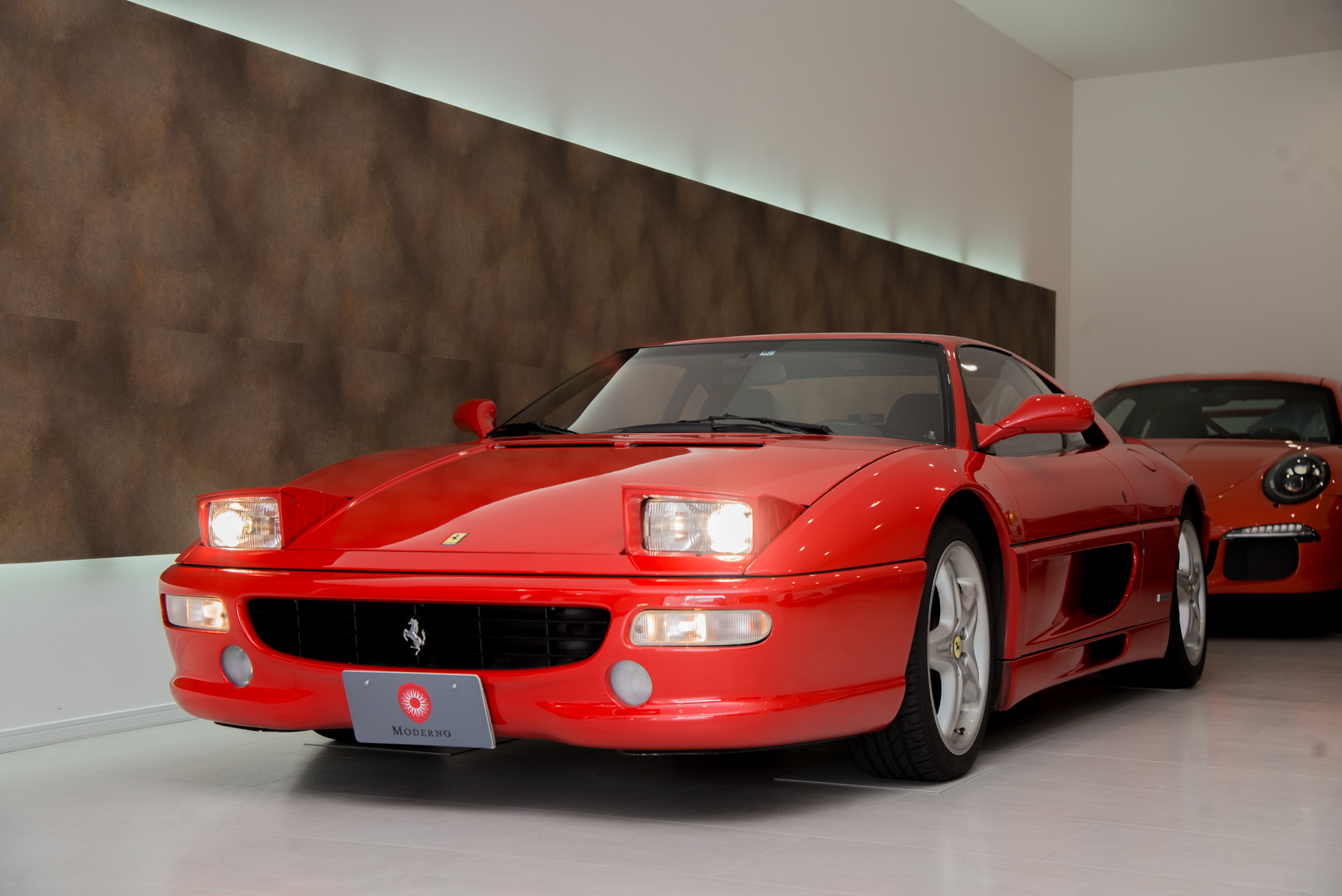 未だ人気の高いf355 モデルノマガジン
