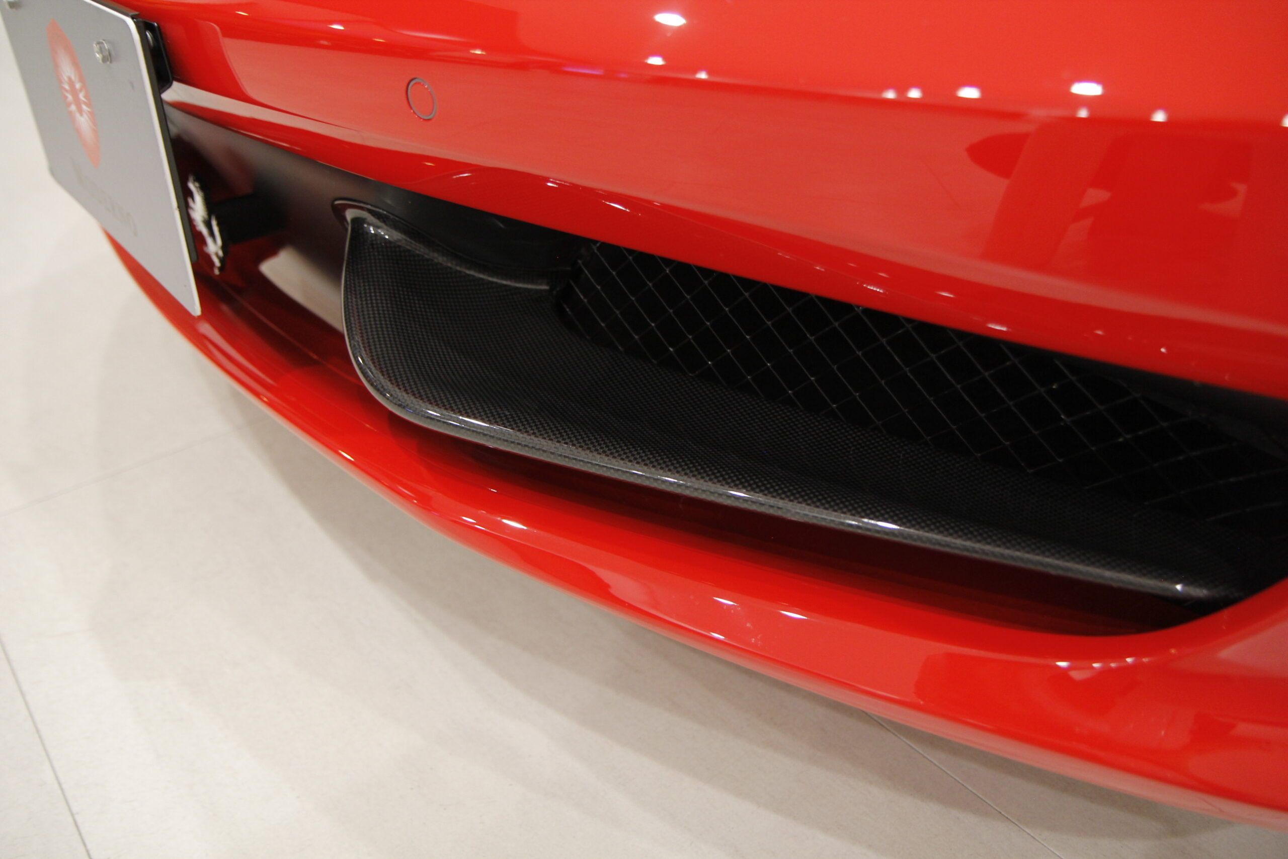 フェラーリ フェラーリ 458スパイダー F1 DCT 正規D車 N.A.R.T.レーシングストライプ フロントリフティング 鍛造20インチホイール  JBL カーボンLEDステアリング レッドキャリパー | 在庫車情報 | Moderno[モデルノ]