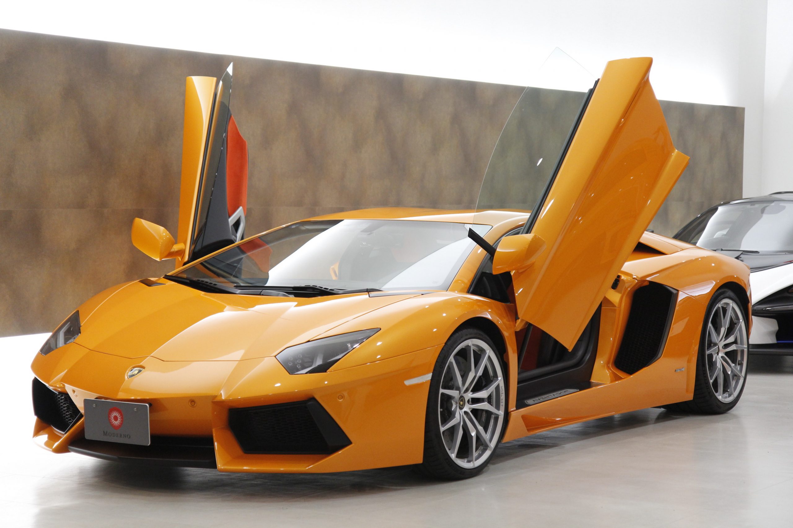 ランボルギーニ ランボルギーニ アヴェンタドール LP700-4 正規